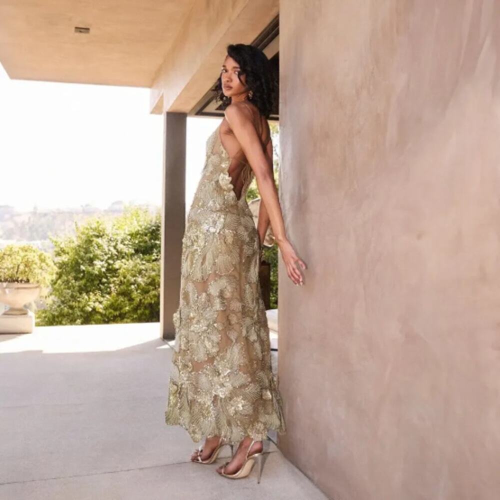 Helsi Samantha Floral Embroidered Sequin Sheath Maxi Dress Sage Green Sz M NWT